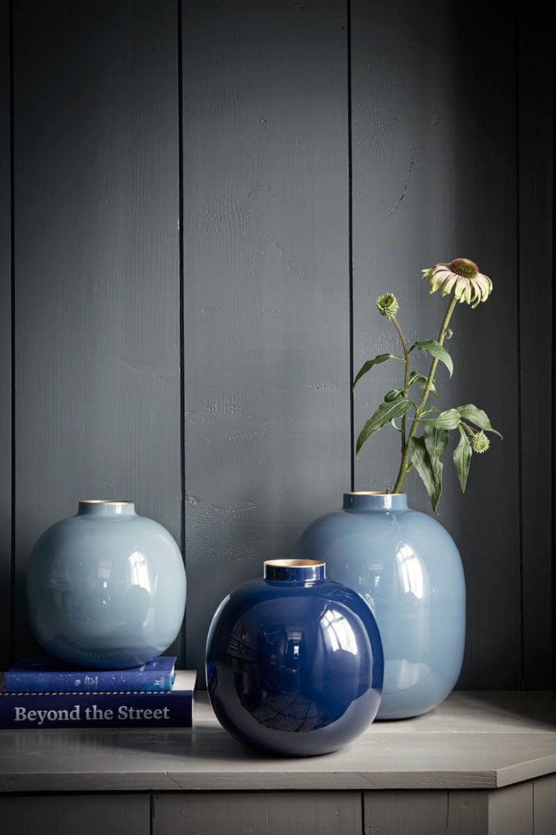 Vase - Dark Pink Metal